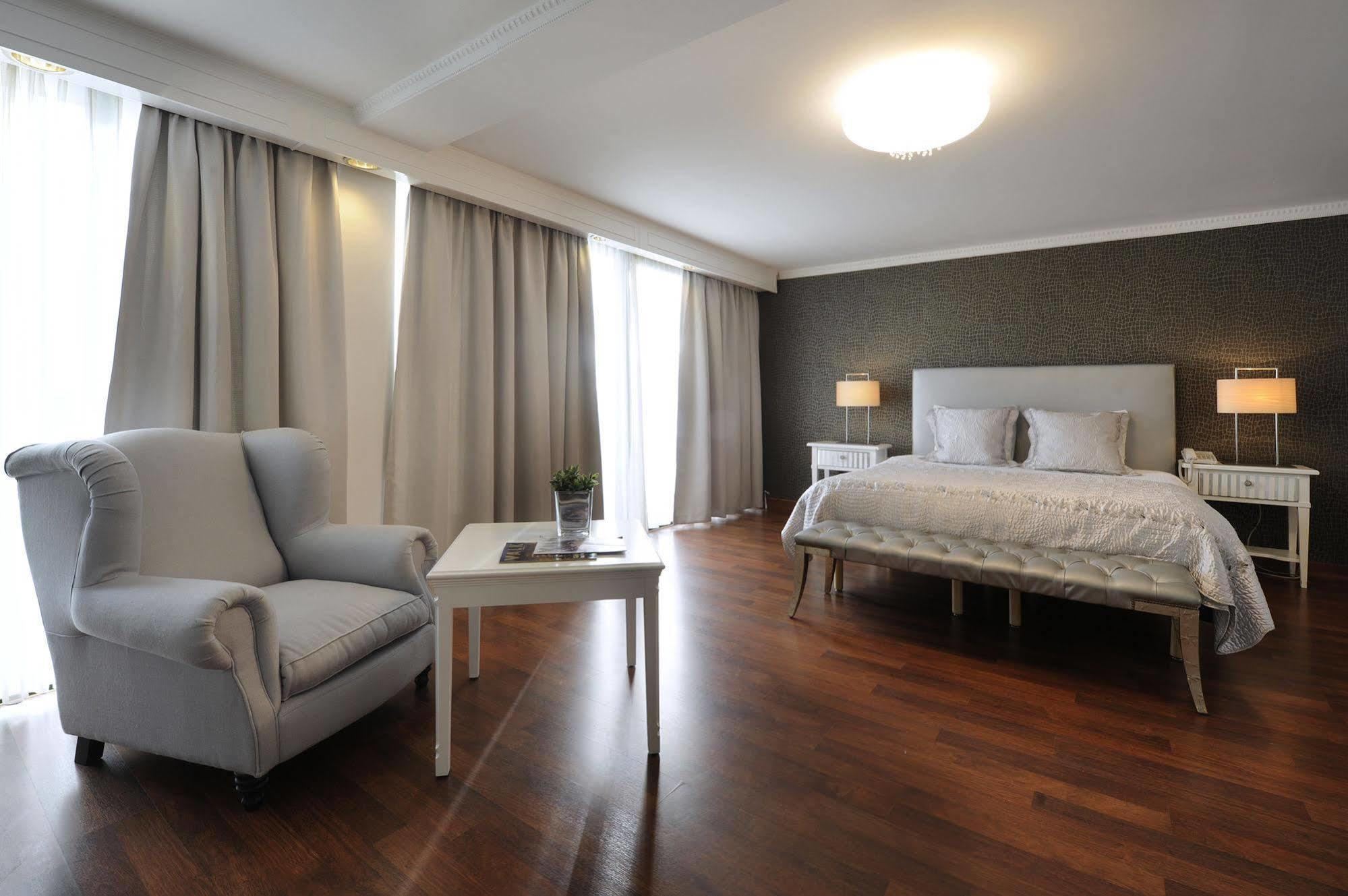 Van Der Valk Hotel Nazareth-Gent Esterno foto